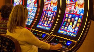 9 bet স্লটস হাবের ঠান্ডা নীল দৃশ্য